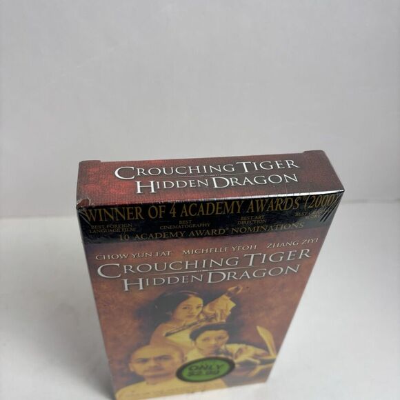 Crouching Tiger, Hidden Dragon (VHS, 2001, English Subtitled) Read - Picture 2 of 8